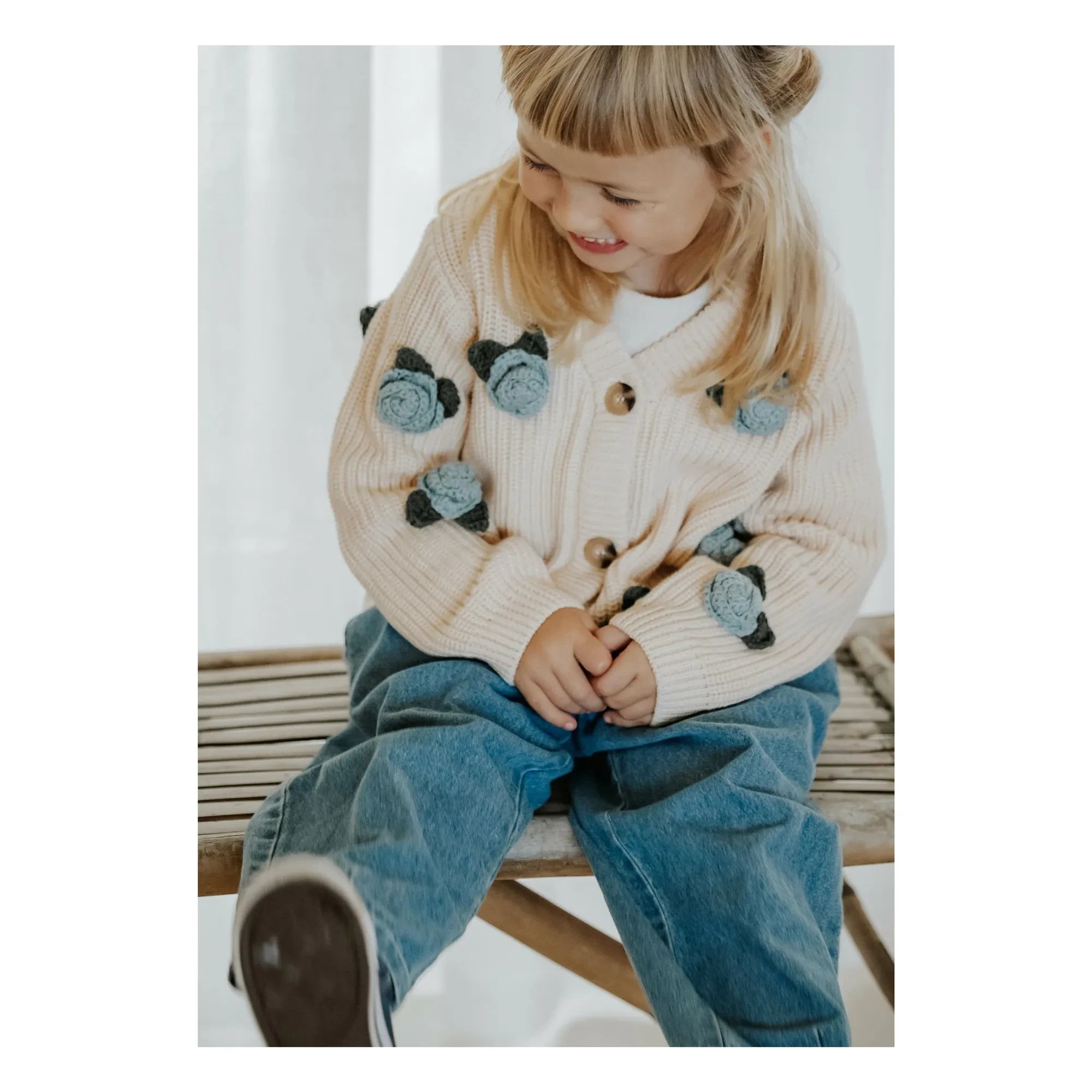 Fliink - Ecru Cool Flower Cardigan