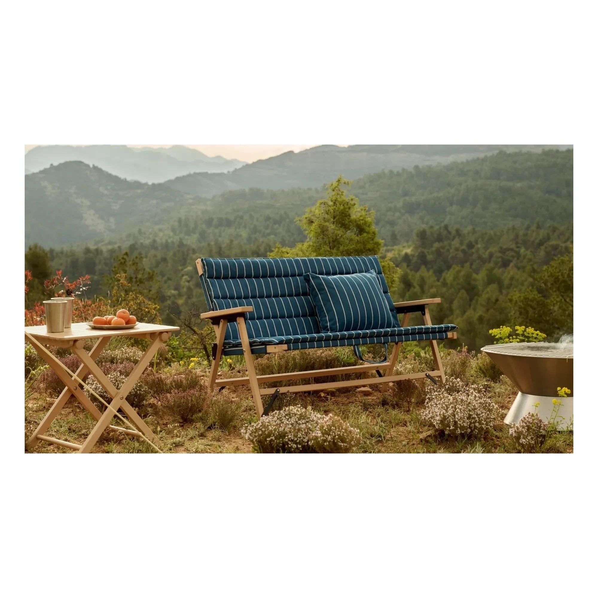 Hay - Outdoor market Klappbankauflage, Jasper Morrison | Blau