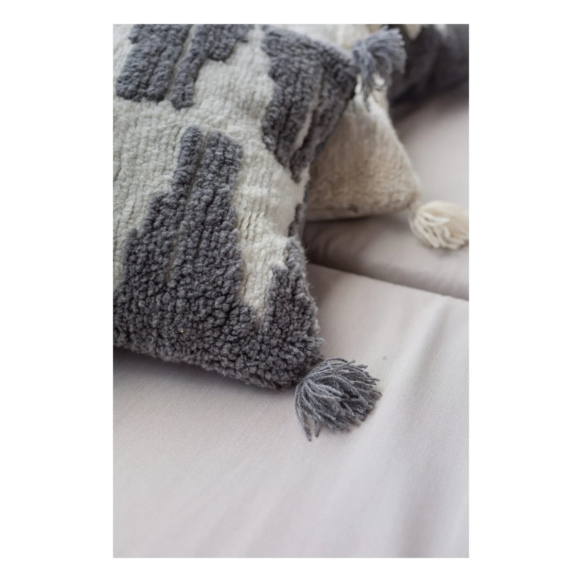 Lorena Canals x Smallable - Zagros Quadratisches Kissen - Smallable x Lorena Canals | Anthrazit