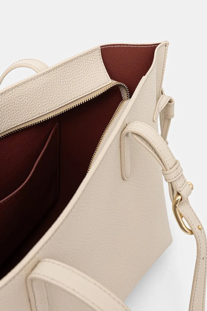 Furla kadın deri alışveriş çantası
