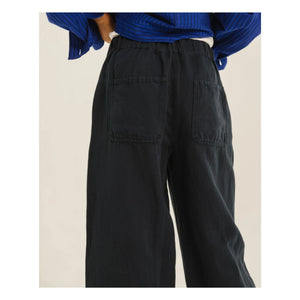 Tinsels - Carlo Hose | Carbon