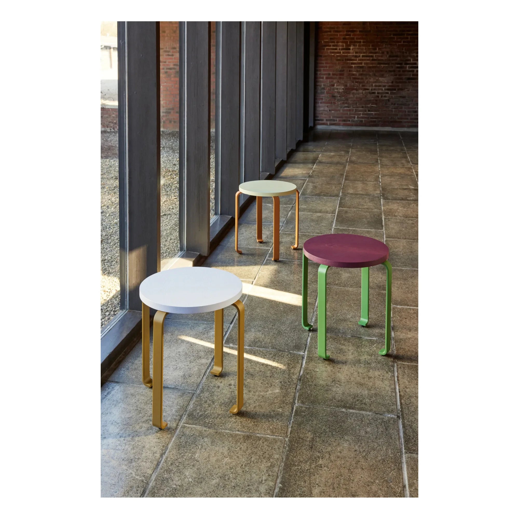 Hübsch - Smile Hocker | Khaki