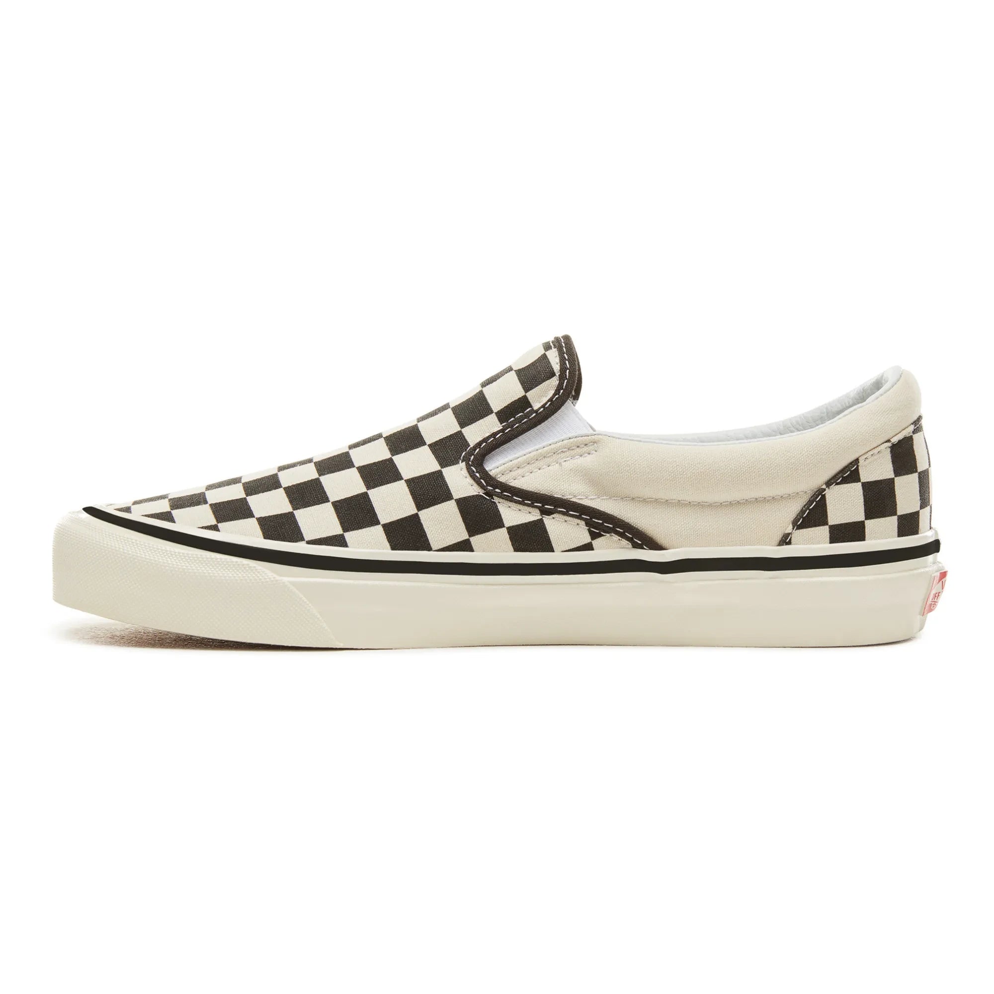 Vans - Checkerboard Classic Slip-On 98 DX Sneaker | Schwarz