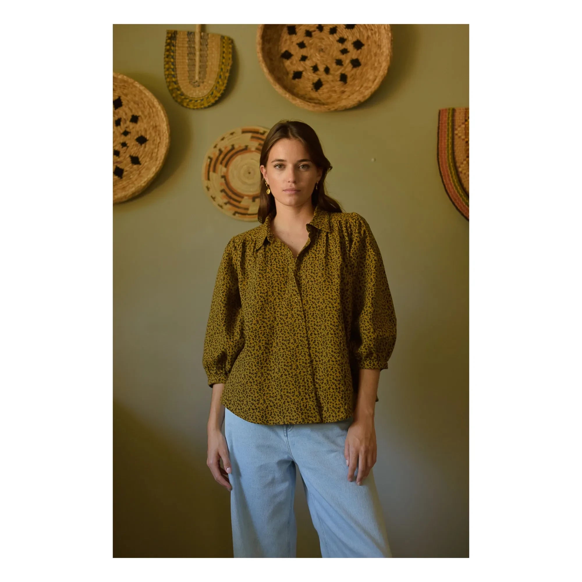 Marlot Paris - Appoline Mini Bluse mit doppelter Gaze aus Baumwolle mit Leopardenmuster - Damenkollektion | Braun