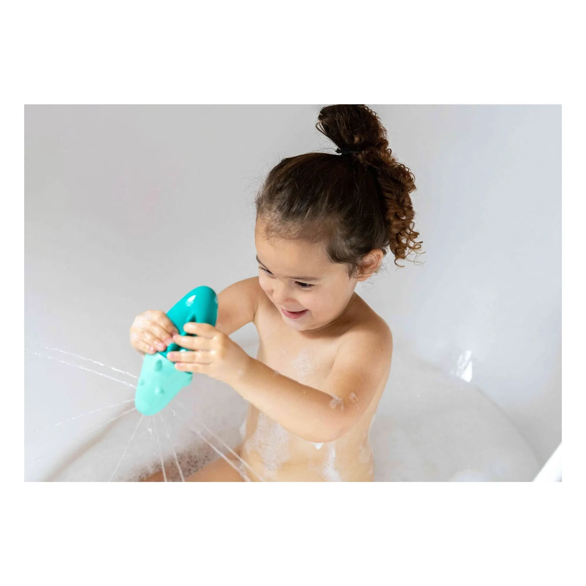 Quut - Squeezi Croco Badespielzeug | Grün
