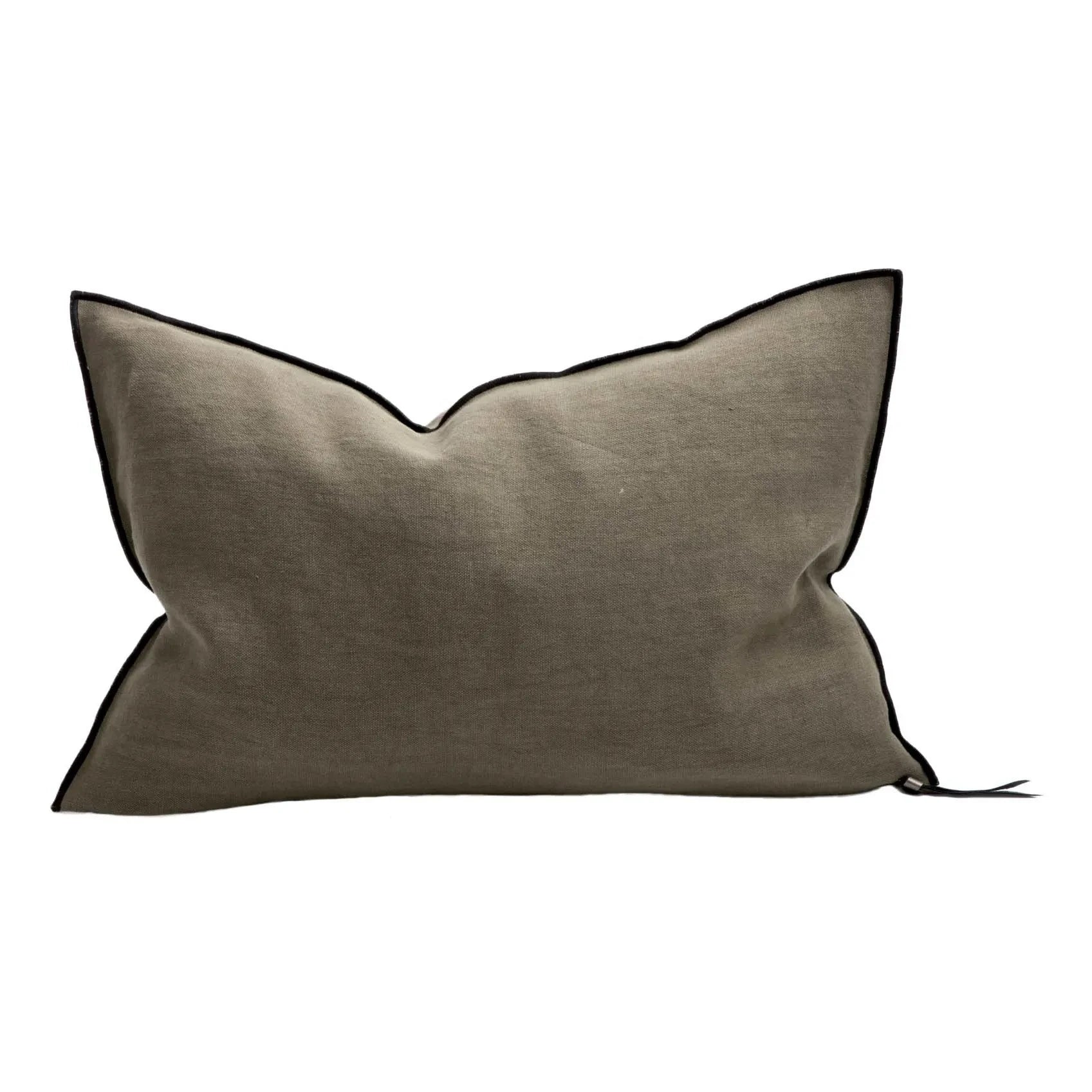 Maison de Vacances - Vice Versa Black Line Stonewashed Leinenkissen | Khaki