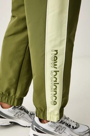 New Balance Erkek Spor Pantolon