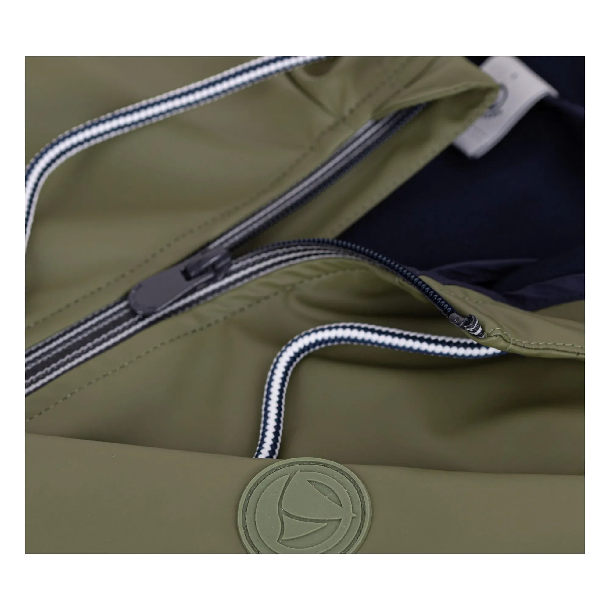 Petit Bateau - Recycelte Langfaser mit Wachseffekt | Khaki