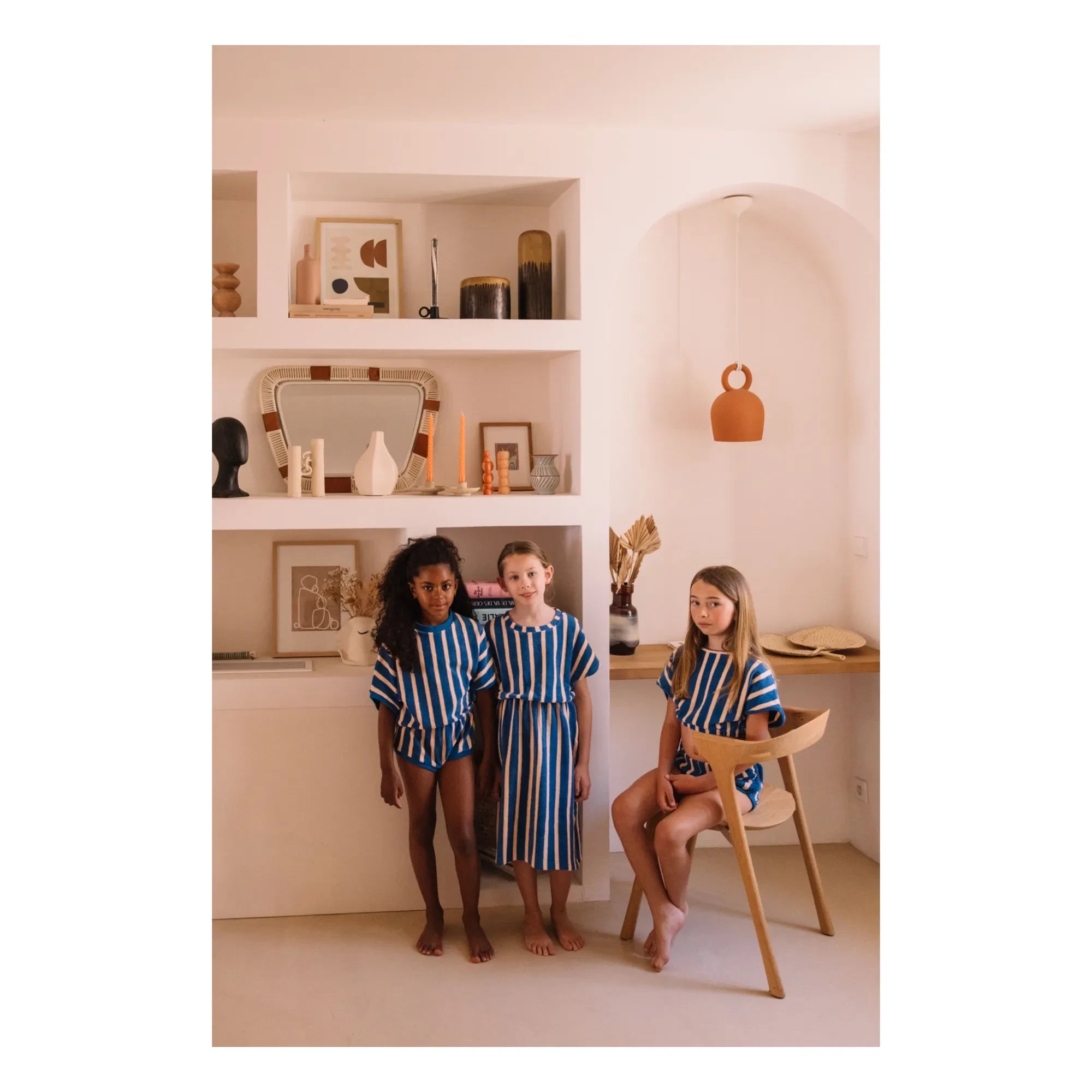 We Are Kids – April Gestreiftes Kleid aus Bio-Baumwolle | Blau