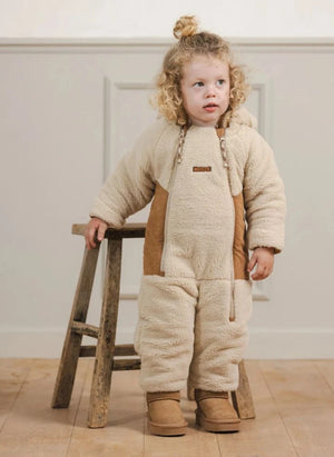 Töastie - Aus recycelten Fasern hergestellte Cloud Sherpa wasserdichte Jacke | Sand