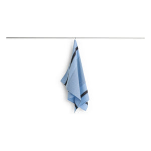 Hay - Lineares Küchentuch | Hellblau