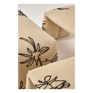 Nanimarquina - Folded Flowers bank, Estudi Manel Molina | Bej