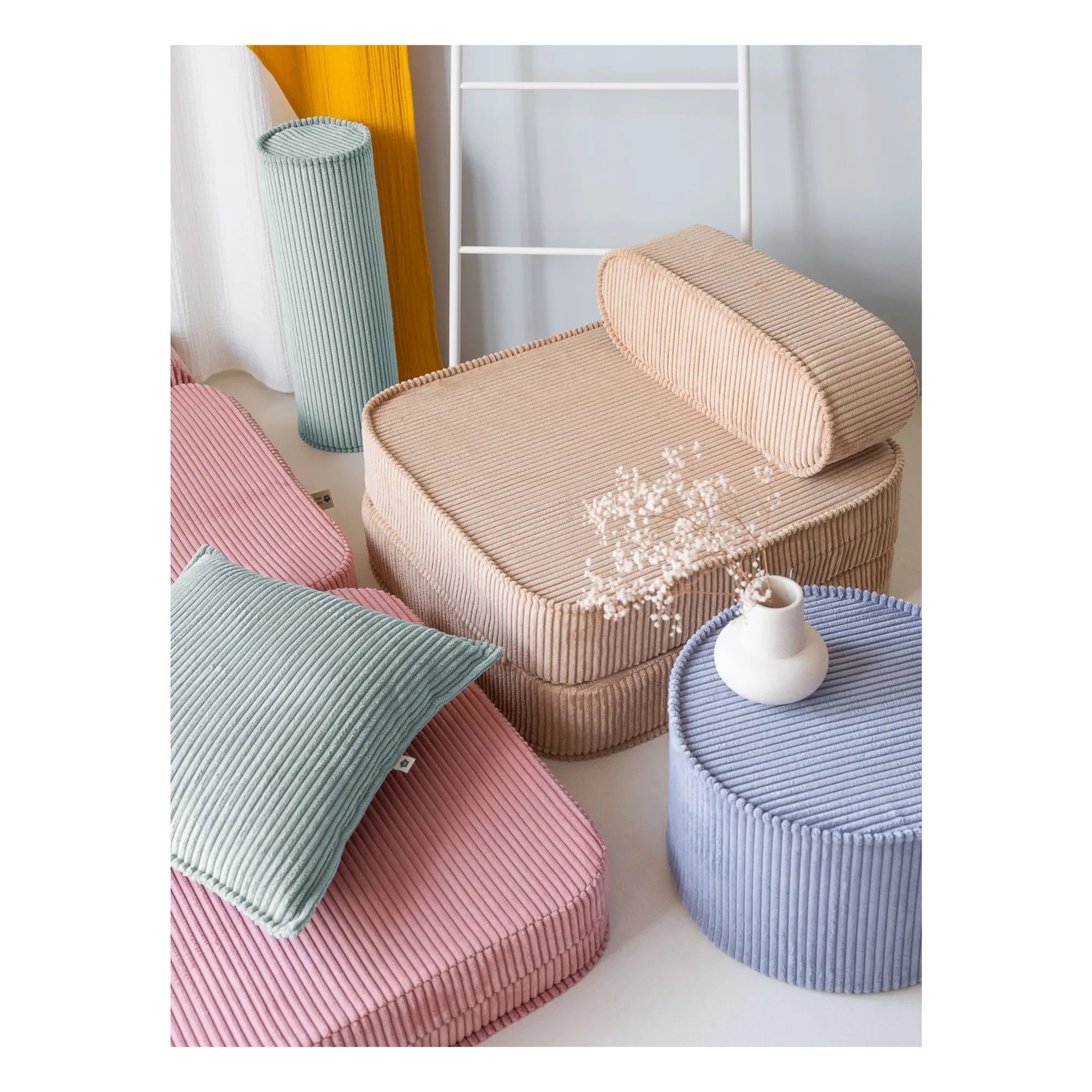 Wigiwama - Cord-Samt-Sessel niedrig | Hellbraun