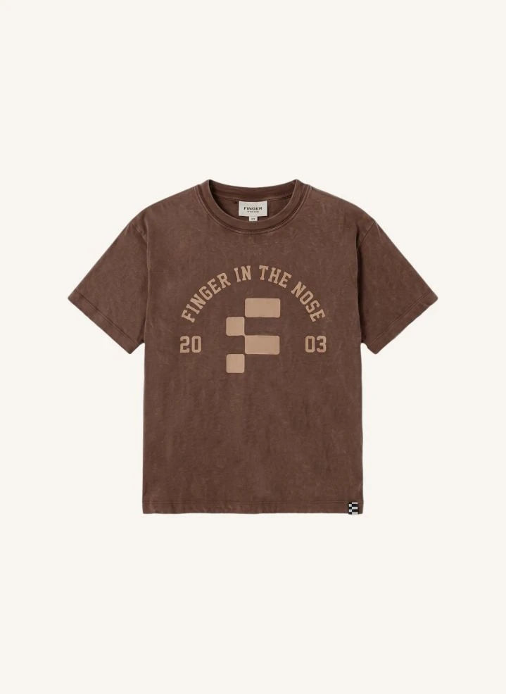 Finger in the nose - King Finger 2003 Organische Baumwoll-T-Shirt | Schokolade