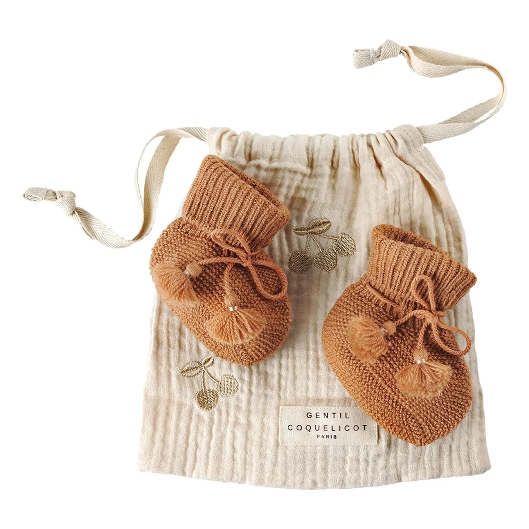 Gentil Coquelicot - Strickpantoffeln und bestickter Beutel | Haselnuss
