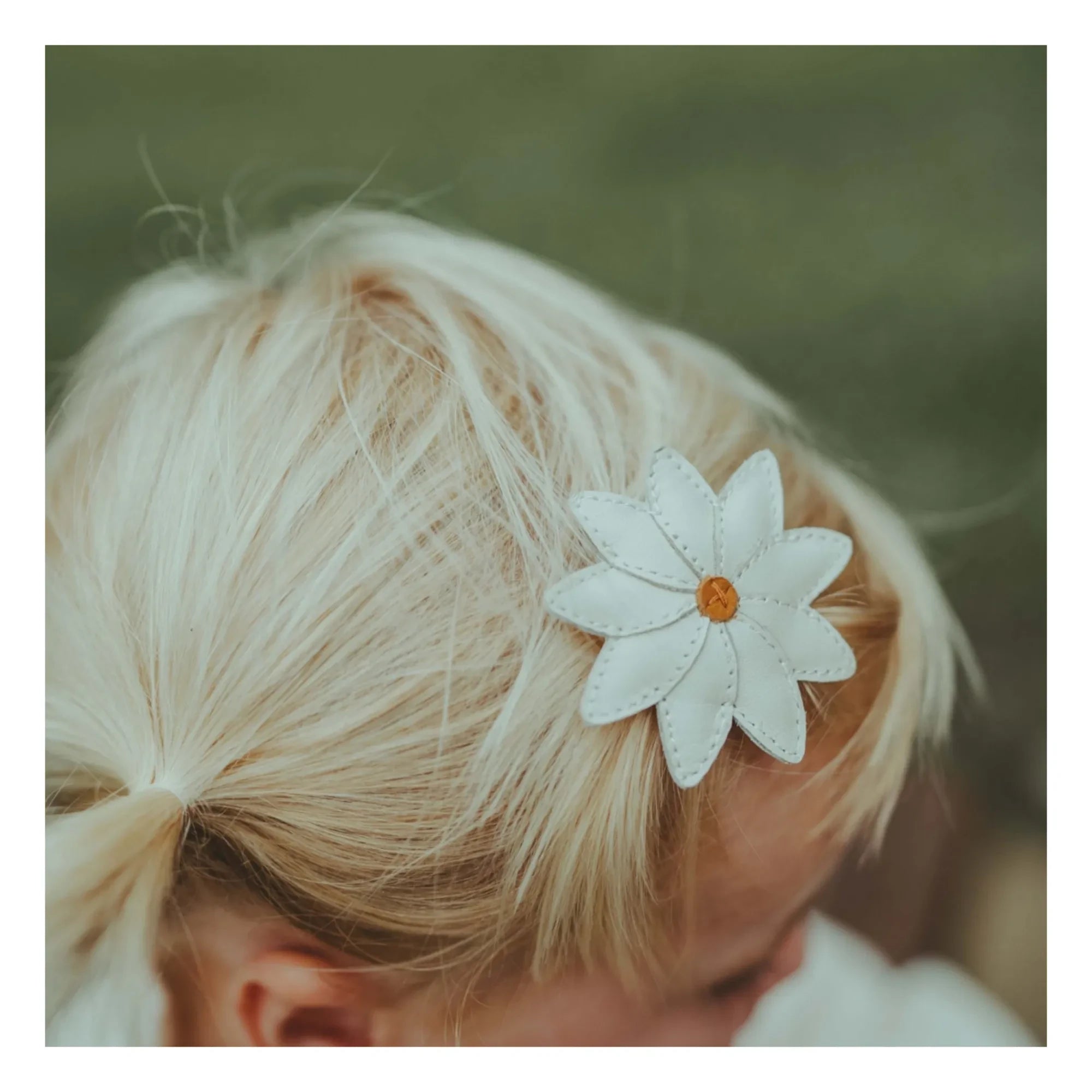 Donsje - Zaza Fiels Marguerite Haarspange | Weiß