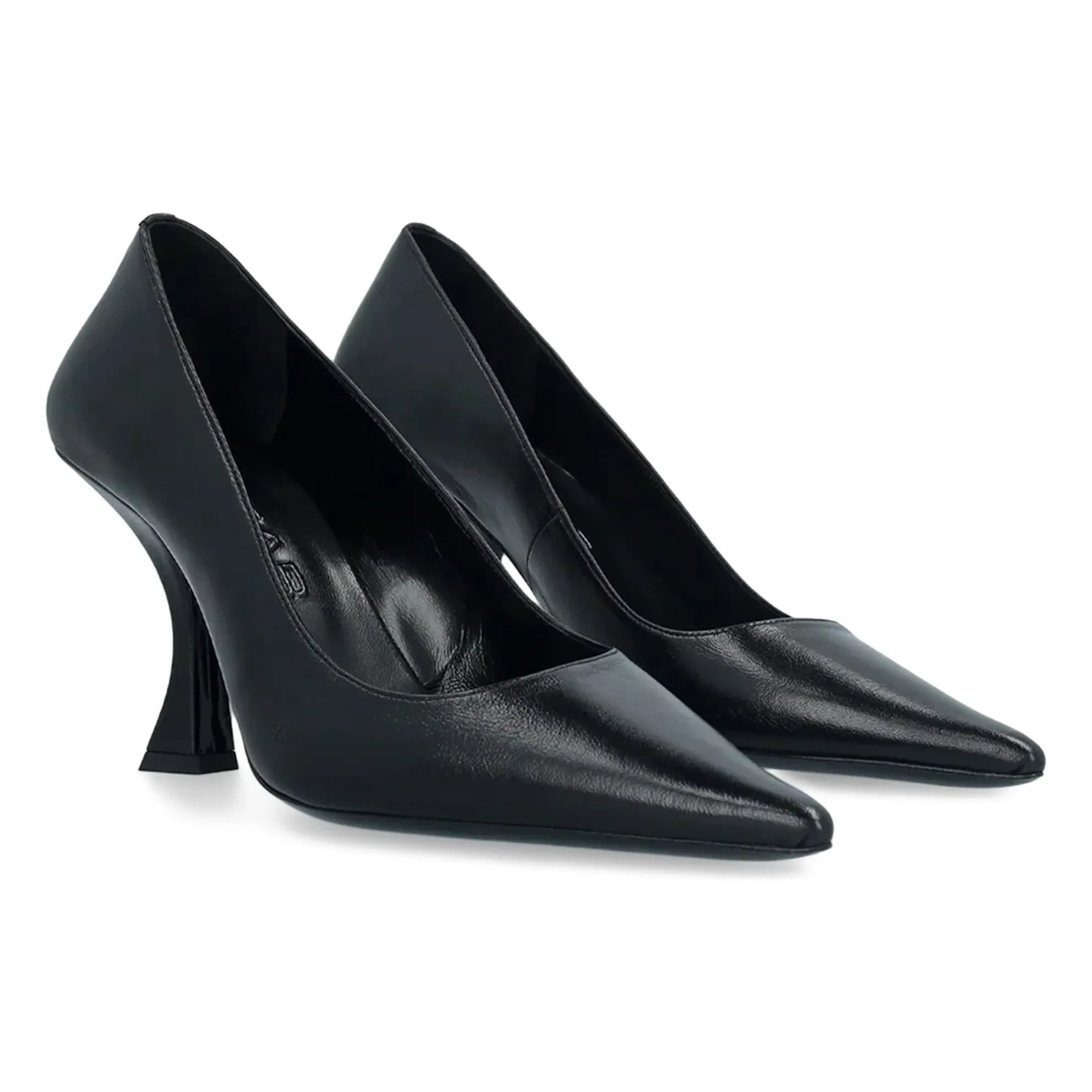 BY FAR - Viva Schuhe mit strukturiertem Lederabsatz | Schwarz