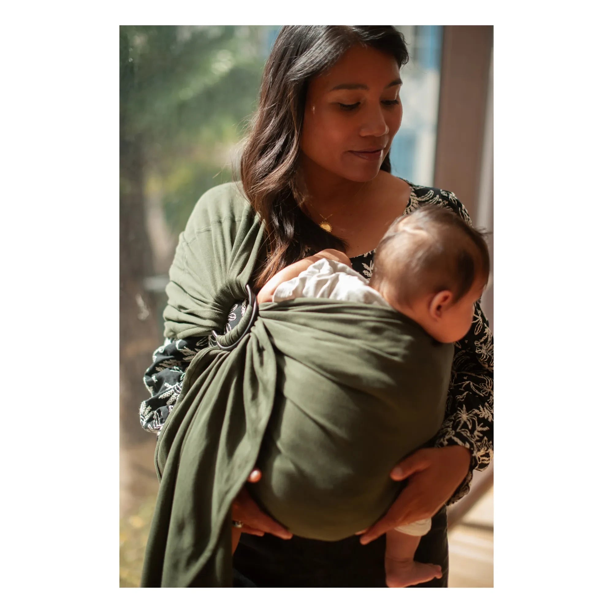 Mama Hangs - Bio-Baumwolle Baby Mulltuch | Olivgrün