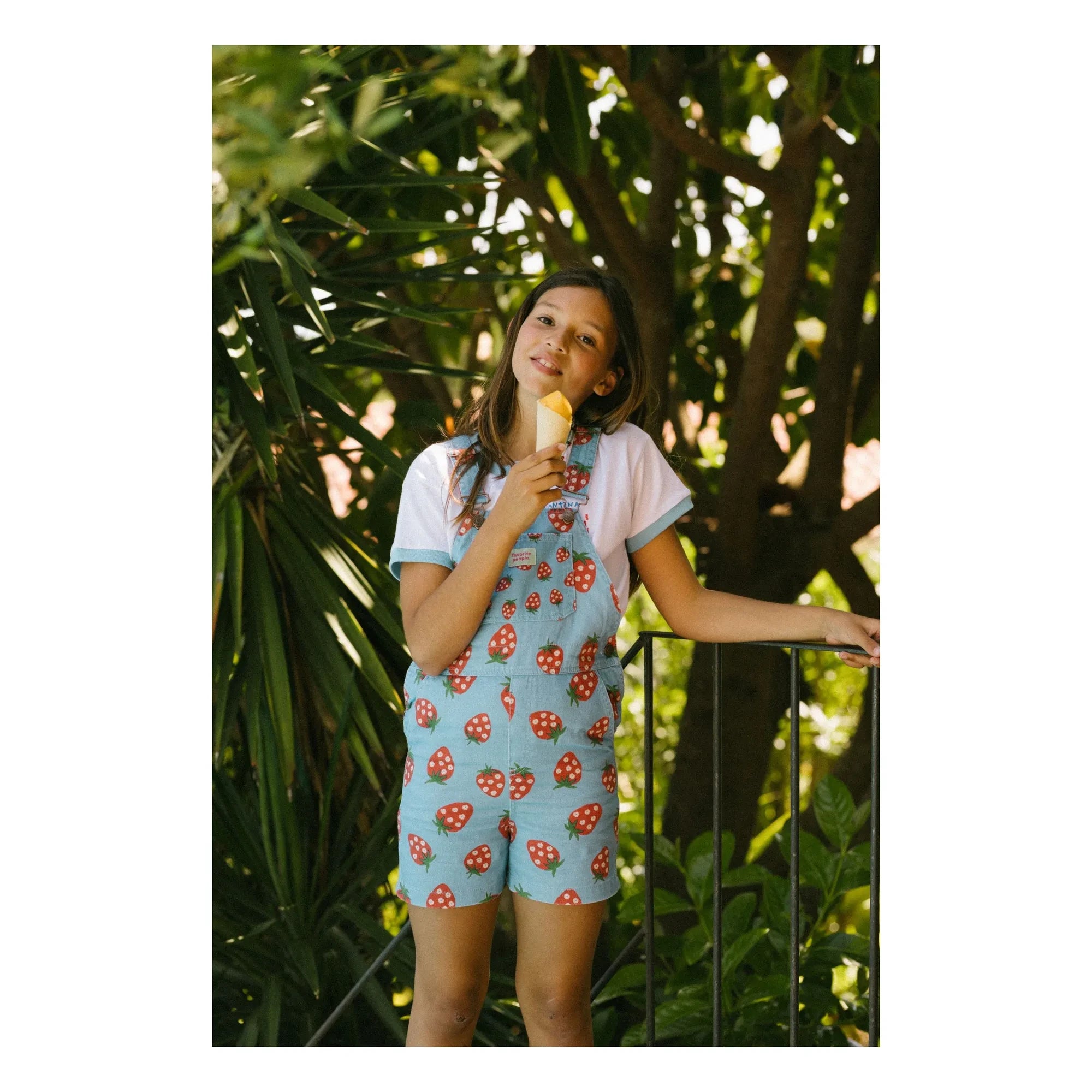 Favorite People - Puglia Erdbeer-Kurzlatzhose | Blau