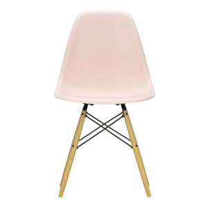 Vitra - DSW Kunststoffstuhl - Ahornfuß - Charles & Ray Eames | Zartrosa