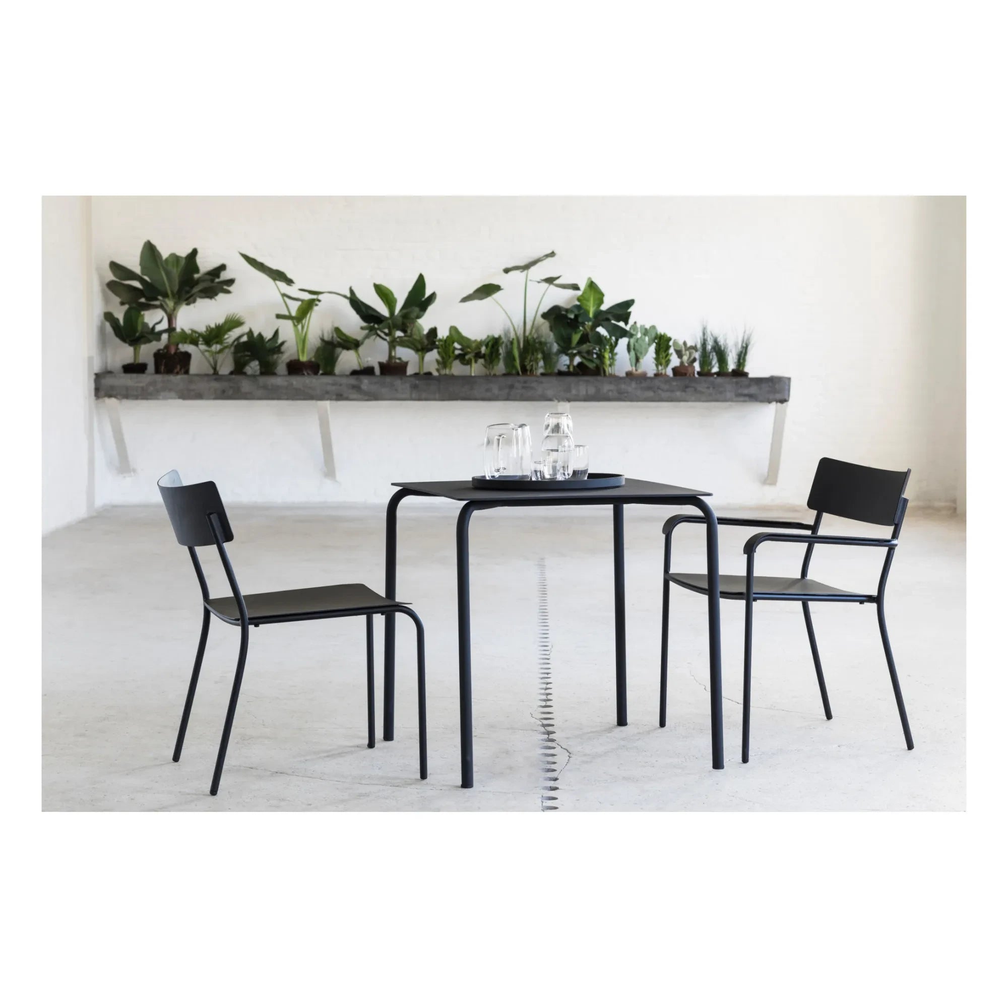 Serax - August Outdoor Beistelltisch quadratisch | Schwarz