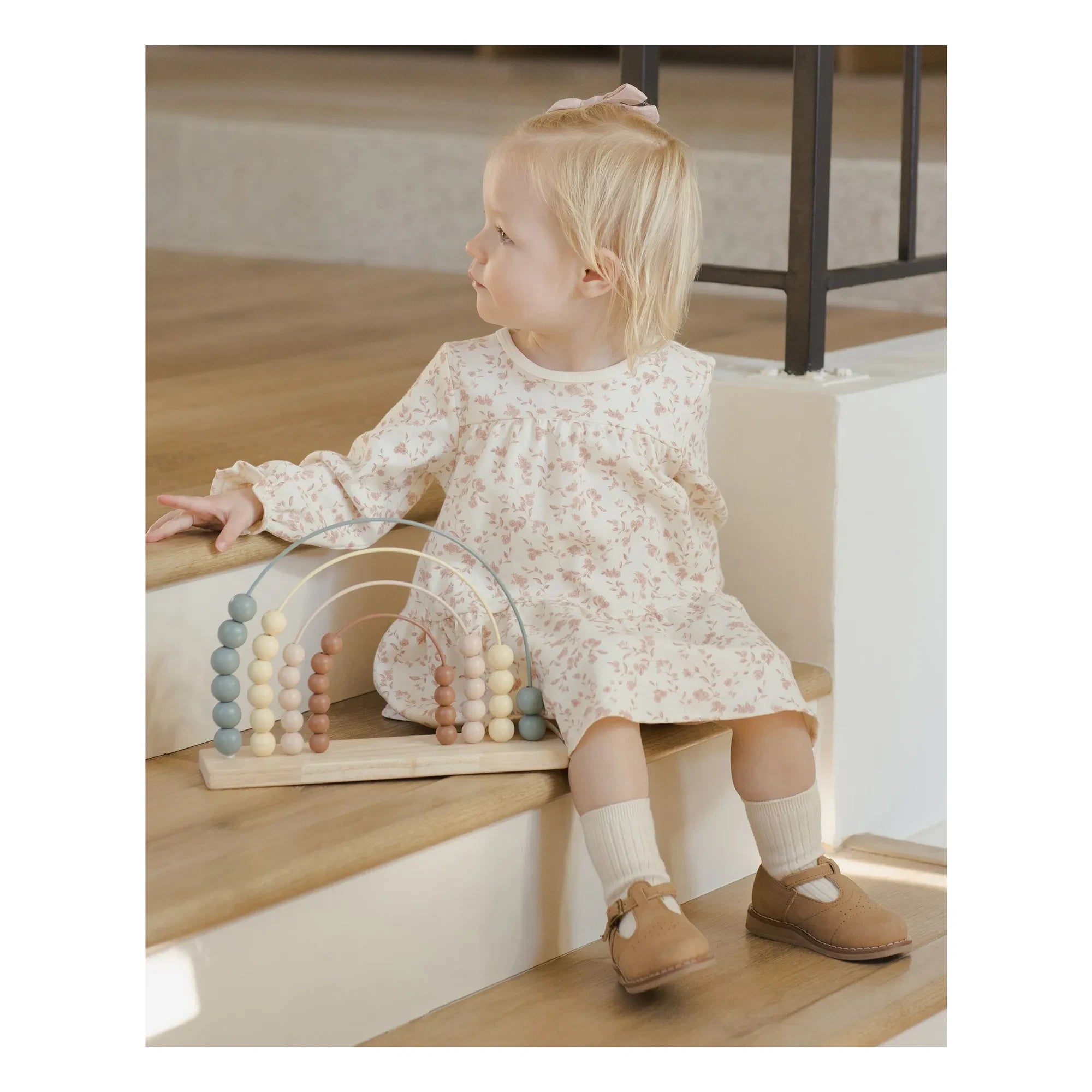 Quincy Mae - Bio-Baumwoll Blumenkleid | Elfenbein
