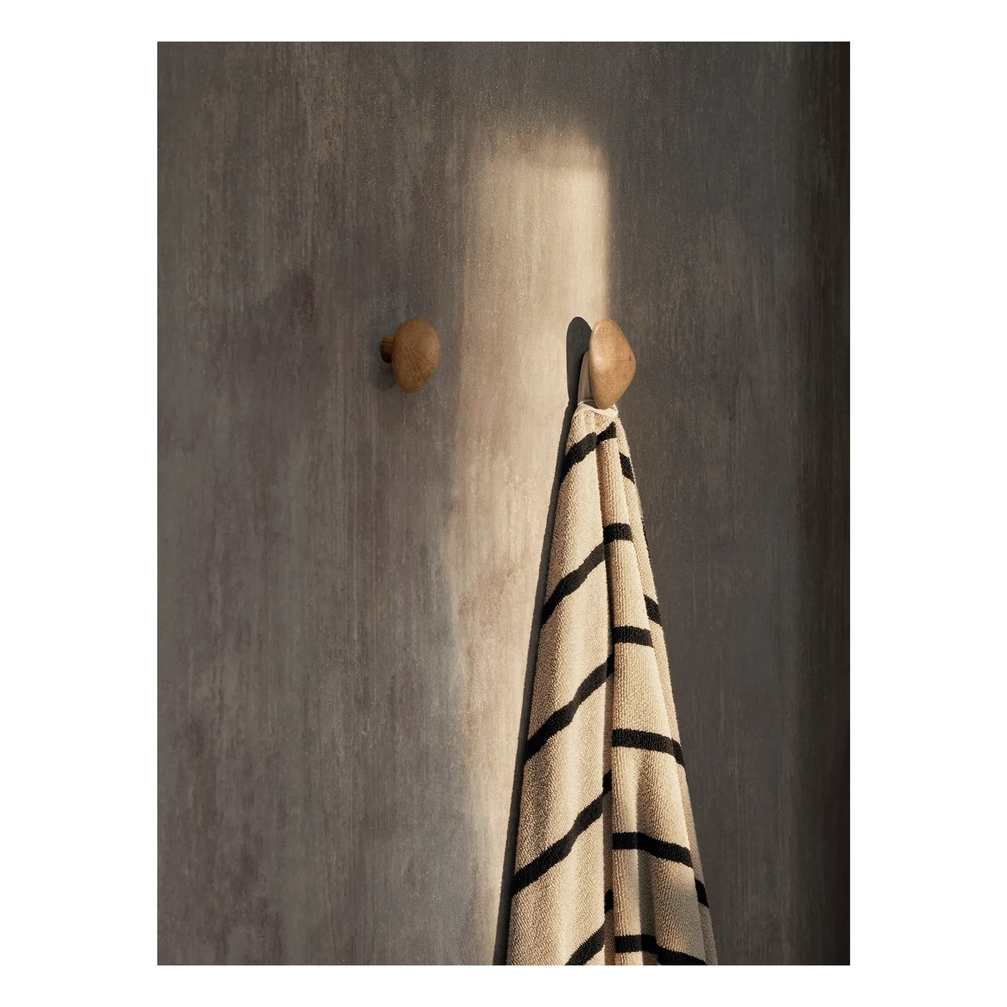 Ferm Living - Wandhaken Cairn Holz - 2er Set | Helle Eiche
