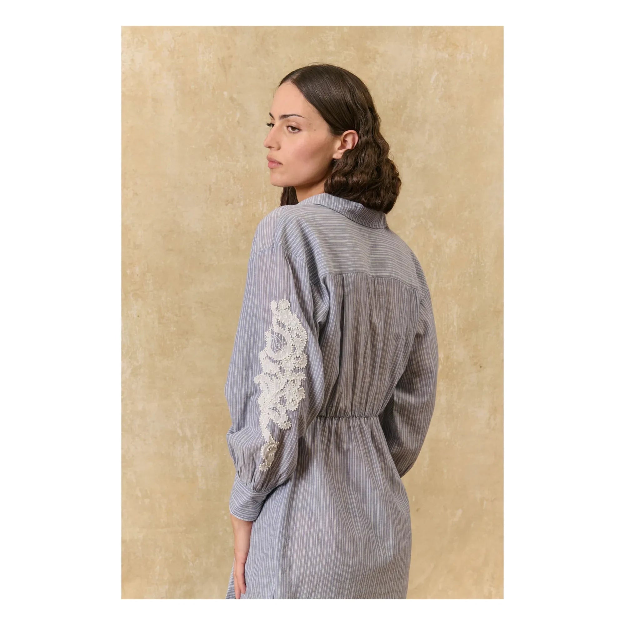 Louise Misha – Gestreiftes Kleid Berenjere Bio-Baumwolle | Blau