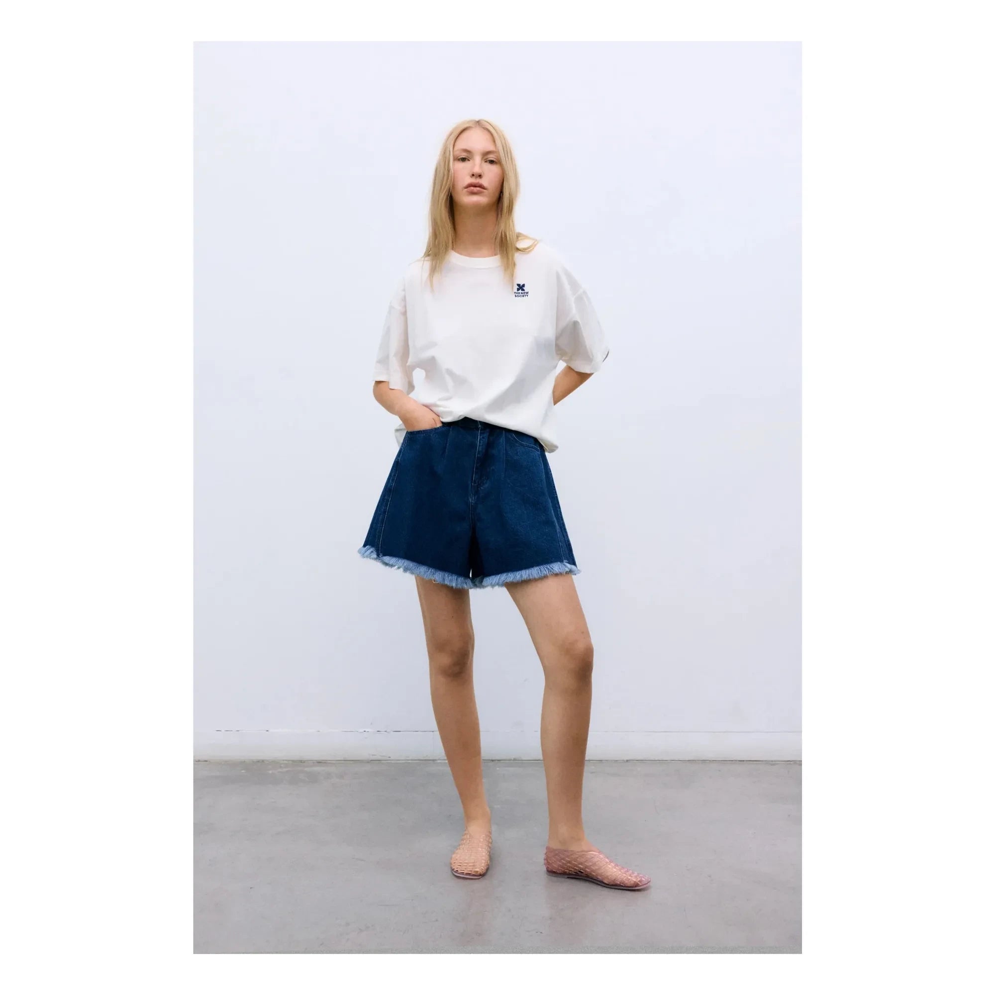 the new society - Baumwollshorts | Denim blau