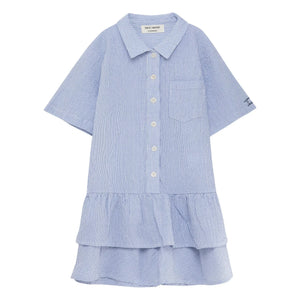 True Artist – N°16 Gestreiftes Seersucker-Kleid | Blau