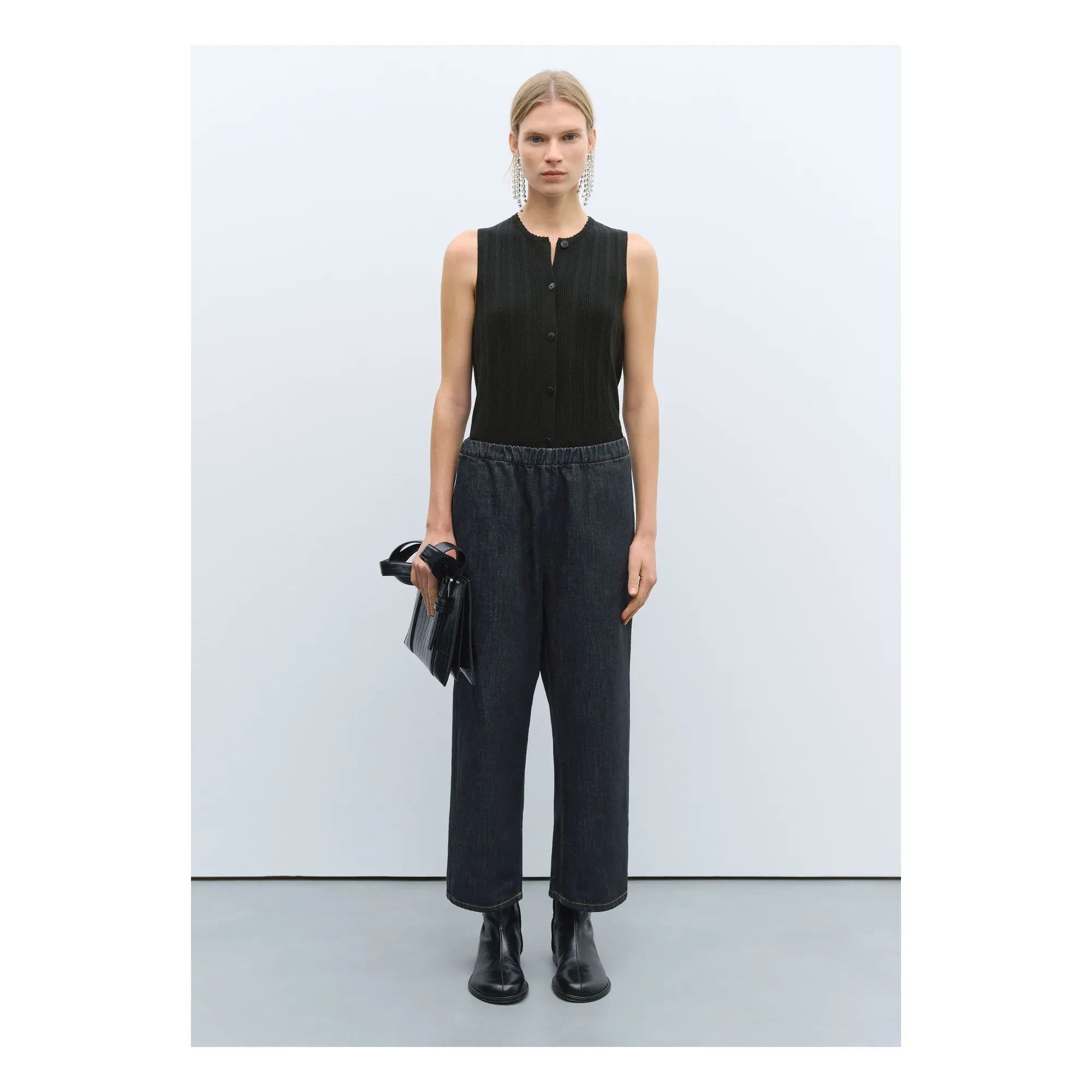 Cordera - Bequeme Jeans mit elastischem Bund aus Bio-Baumwolle | Schwarz