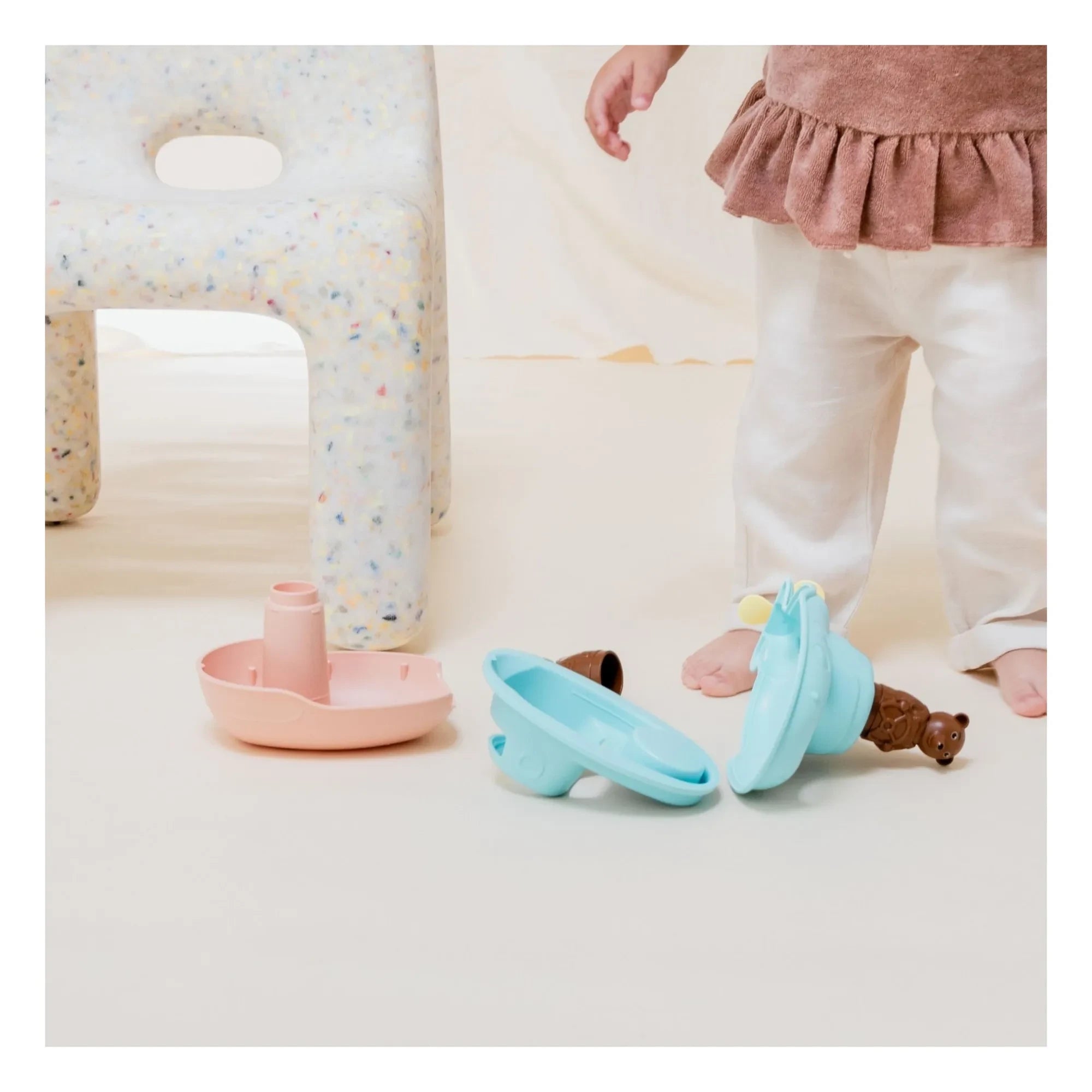 Simple - Badespaß-U-Boot - Einzeln x Kleiner brauner Teddybär | Blau