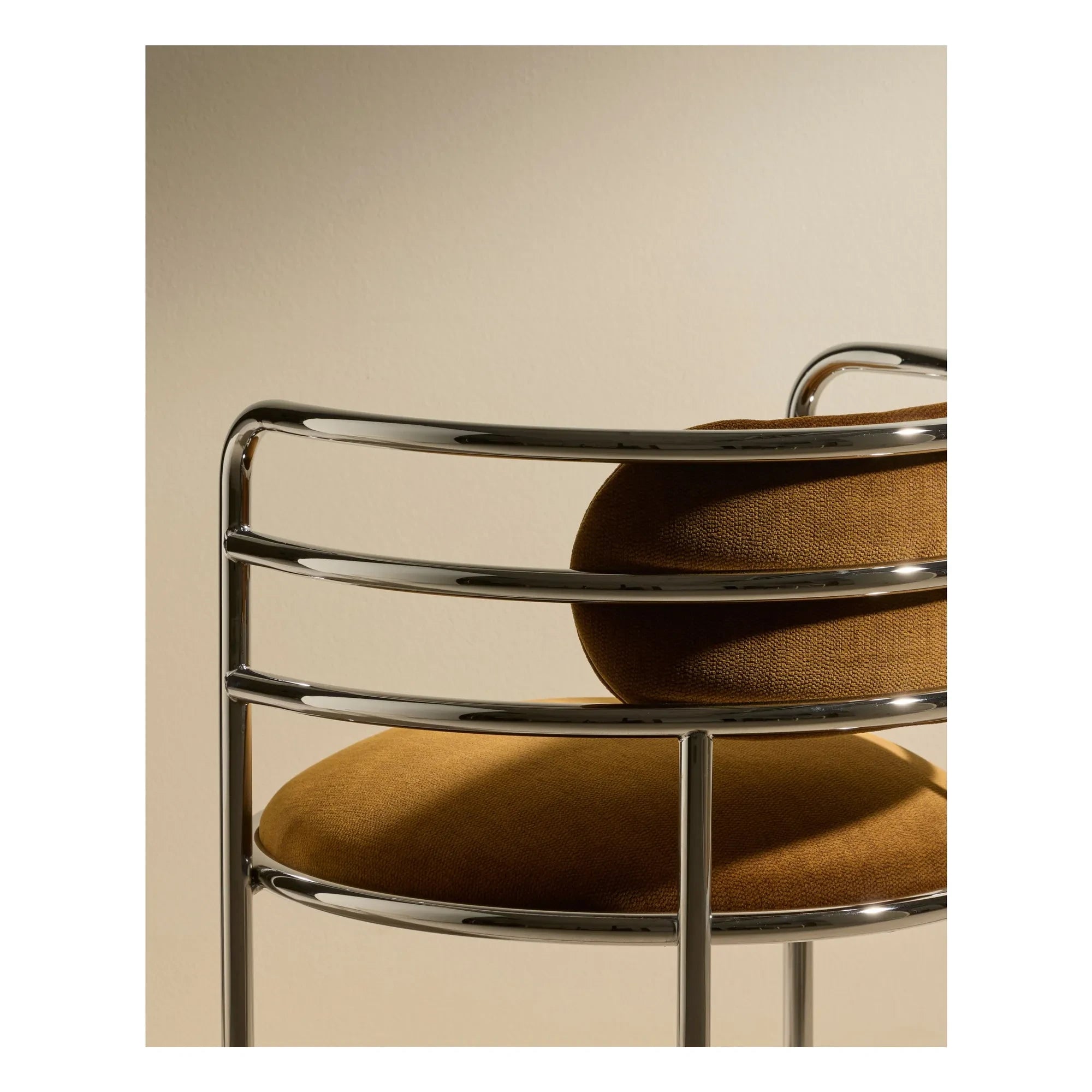 Maison Sarah Lavoine - Moon Samt-Chrom-Stuhl | Havana