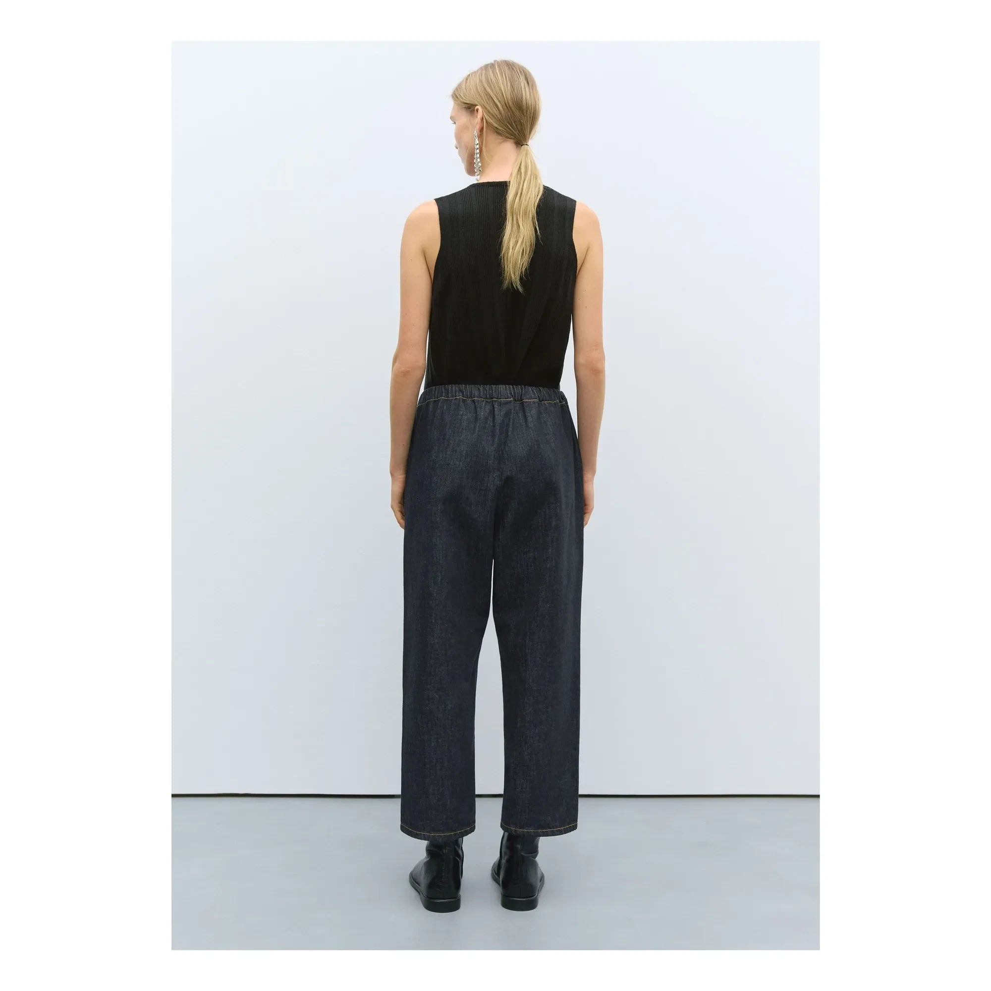 Cordera - Bequeme Jeans mit elastischem Bund aus Bio-Baumwolle | Schwarz