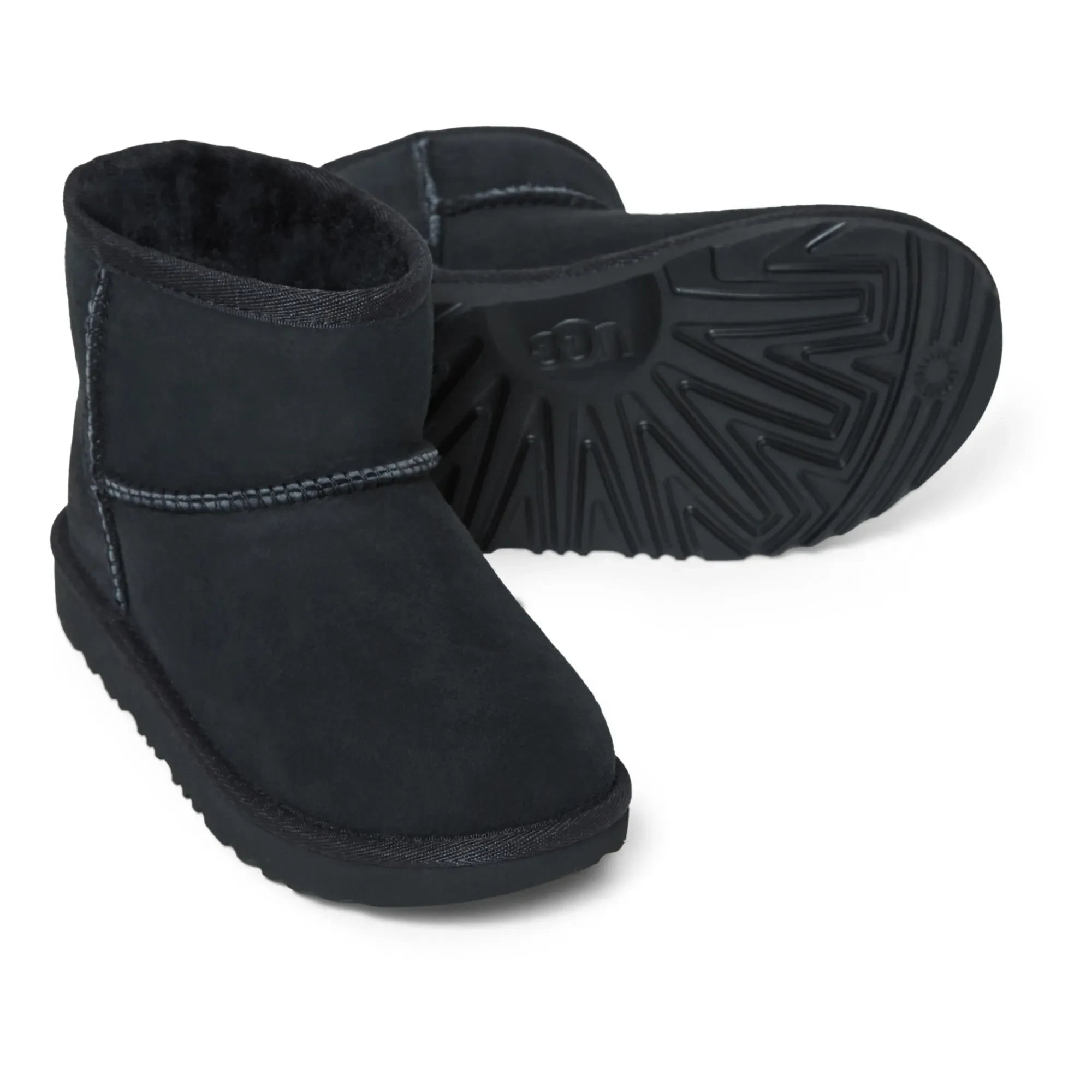 UGG - Classic Mini II Gefütterte Stiefel | Schwarz