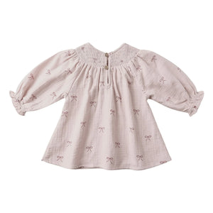 Quincy Mae - Organisches Baumwoll-Musselin-Knotenkleid | Flieder
