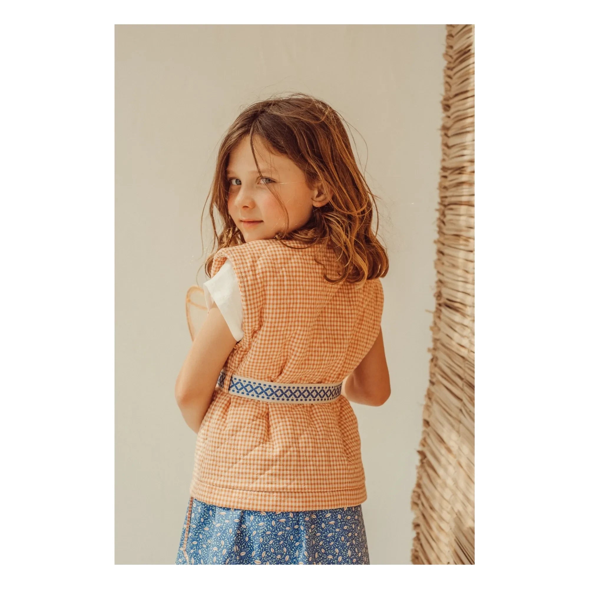 THE LiTTLE POETS - Pablo Carreaux Bio-Baumwolle Ärmellose Bestickte Jacke | Apricot