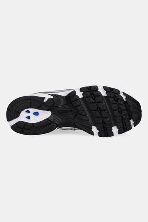 New Balance 740 Sneakers