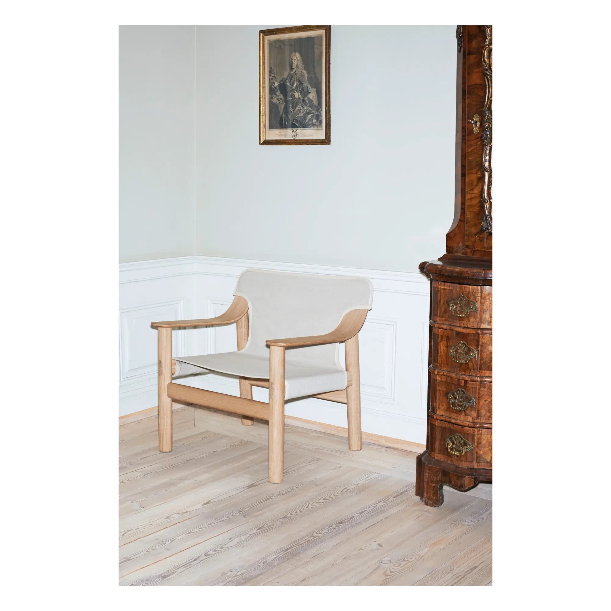 Hay - Bernard Oak and Canvas Sessel, Shane Schneck