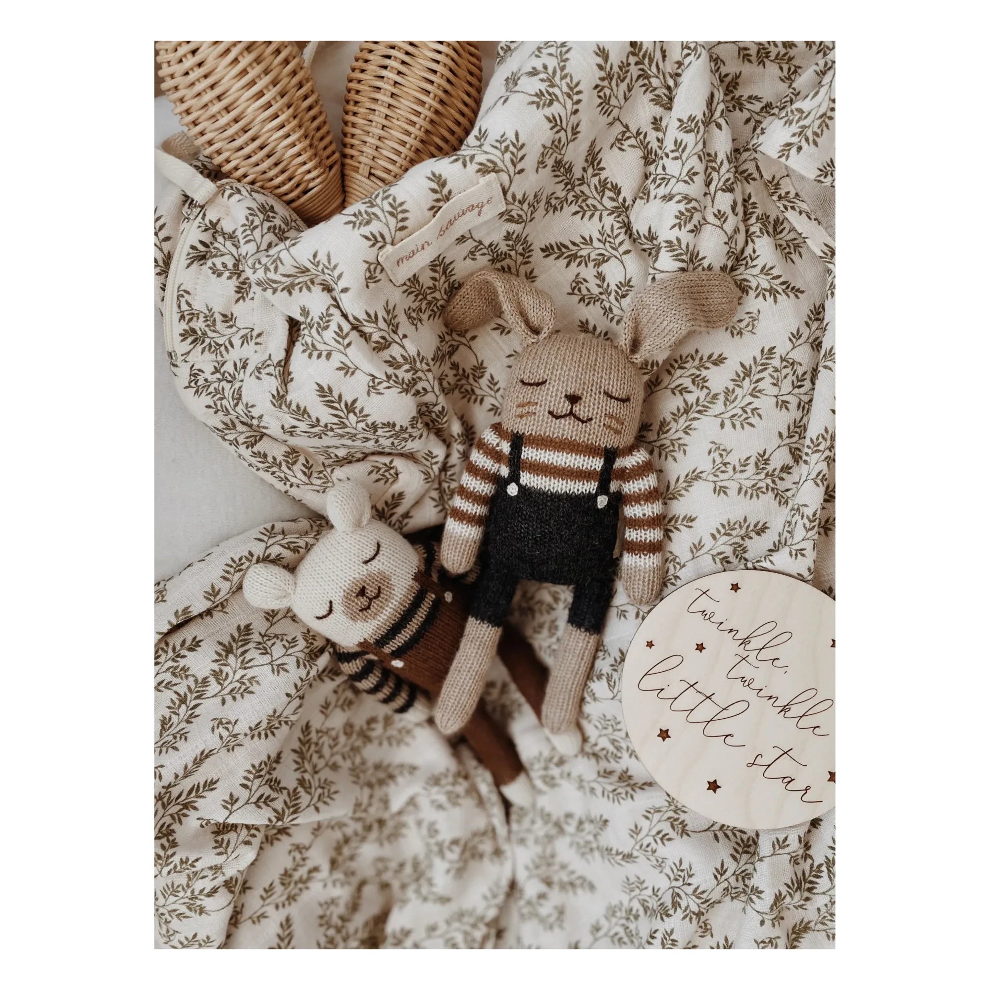 Main Sauvage - Kuscheltier Hase mit Strampler | Schwarz