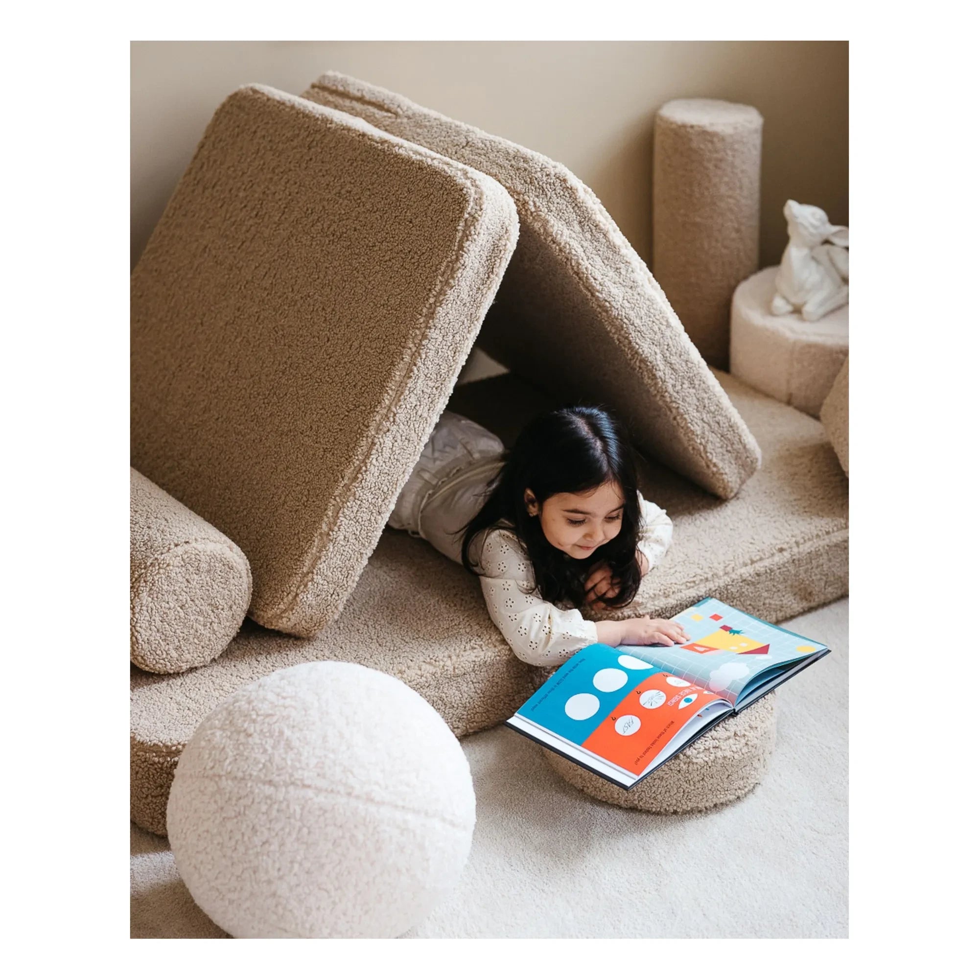 Wigiwama - Modulares Plüschsofa | Beige