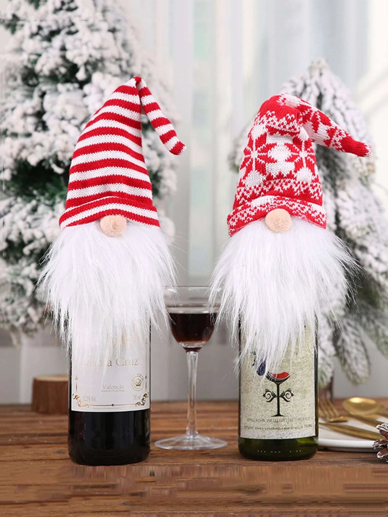 Dinossi – Neujahrs-Dschinni-Kleid mit Weinflaschenverschluss 