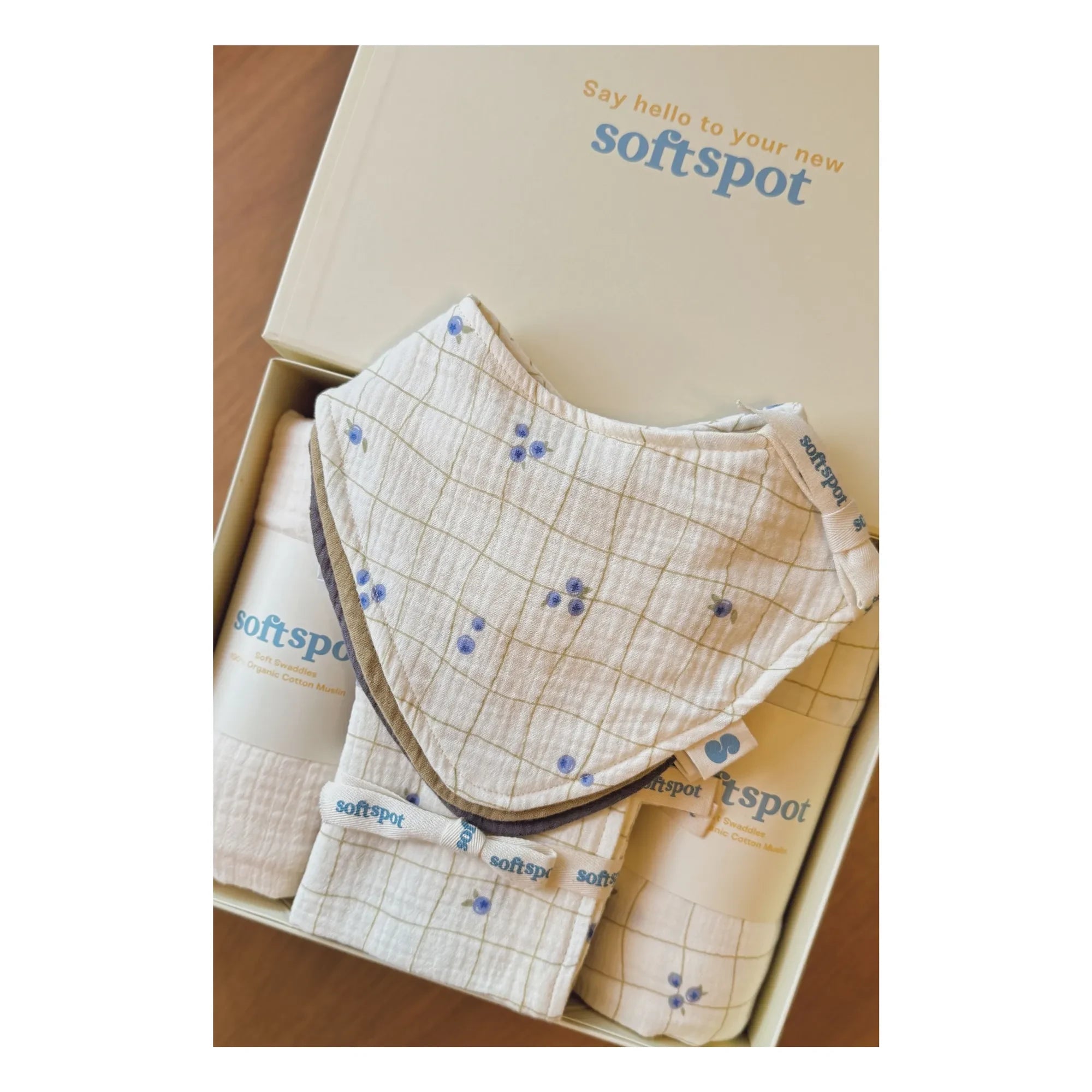 Soft Spot - Geburtsgeschenkset Blueberries