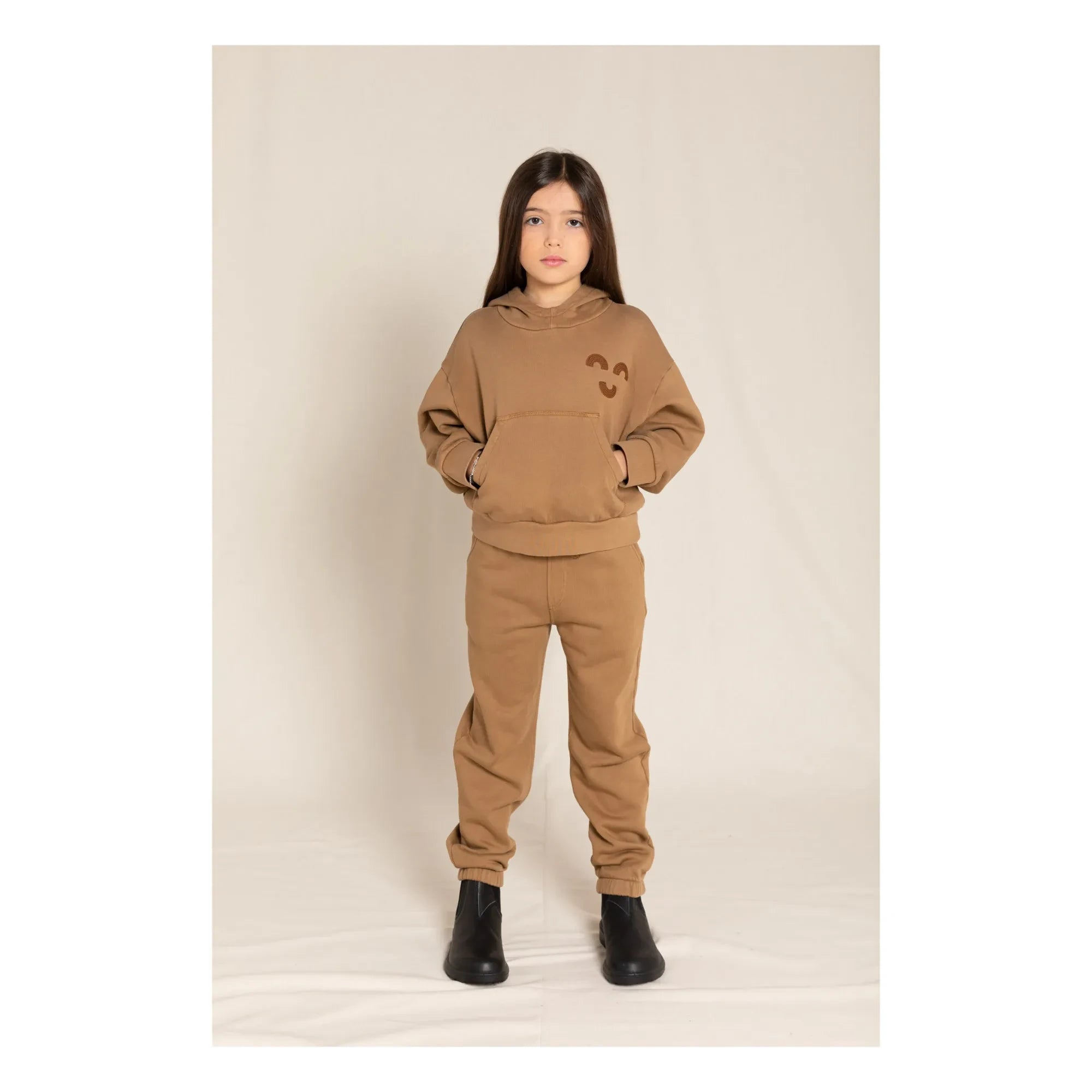 Finger in the nose - Jogger Hurry | Hazel