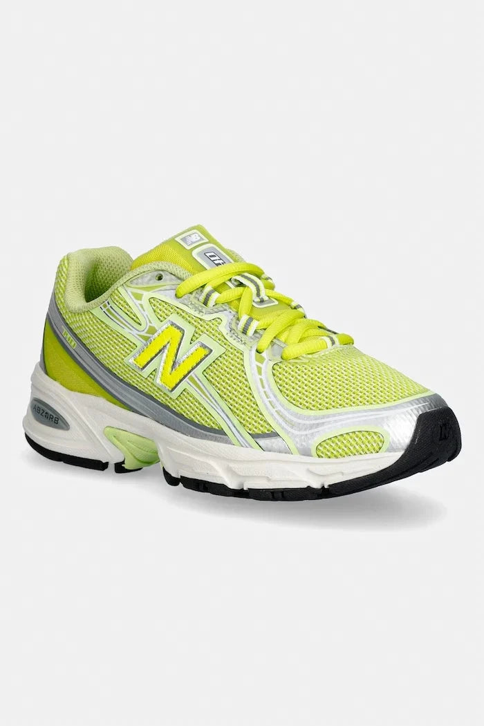 New Balance 740 spor ayakkabı