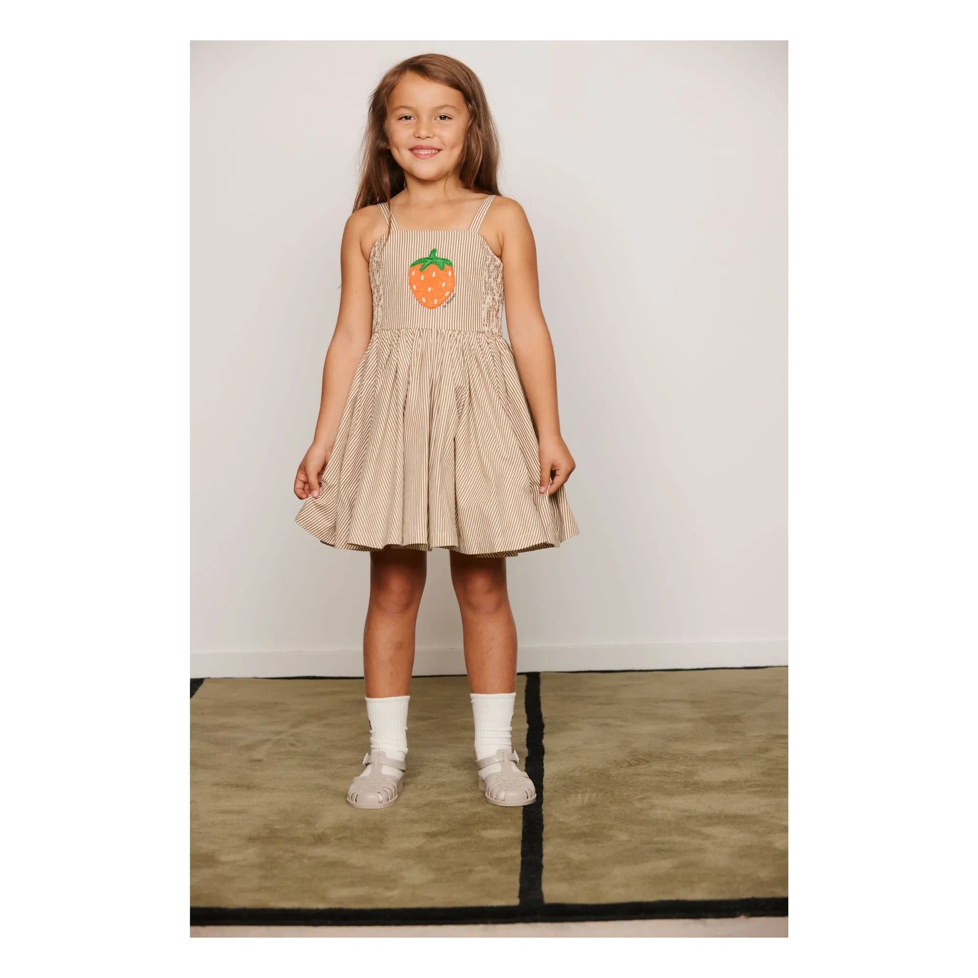 Mini Rodini - Gestreiftes Poplin Bio-Baumwoll Kleid mit Rüschen | Braun