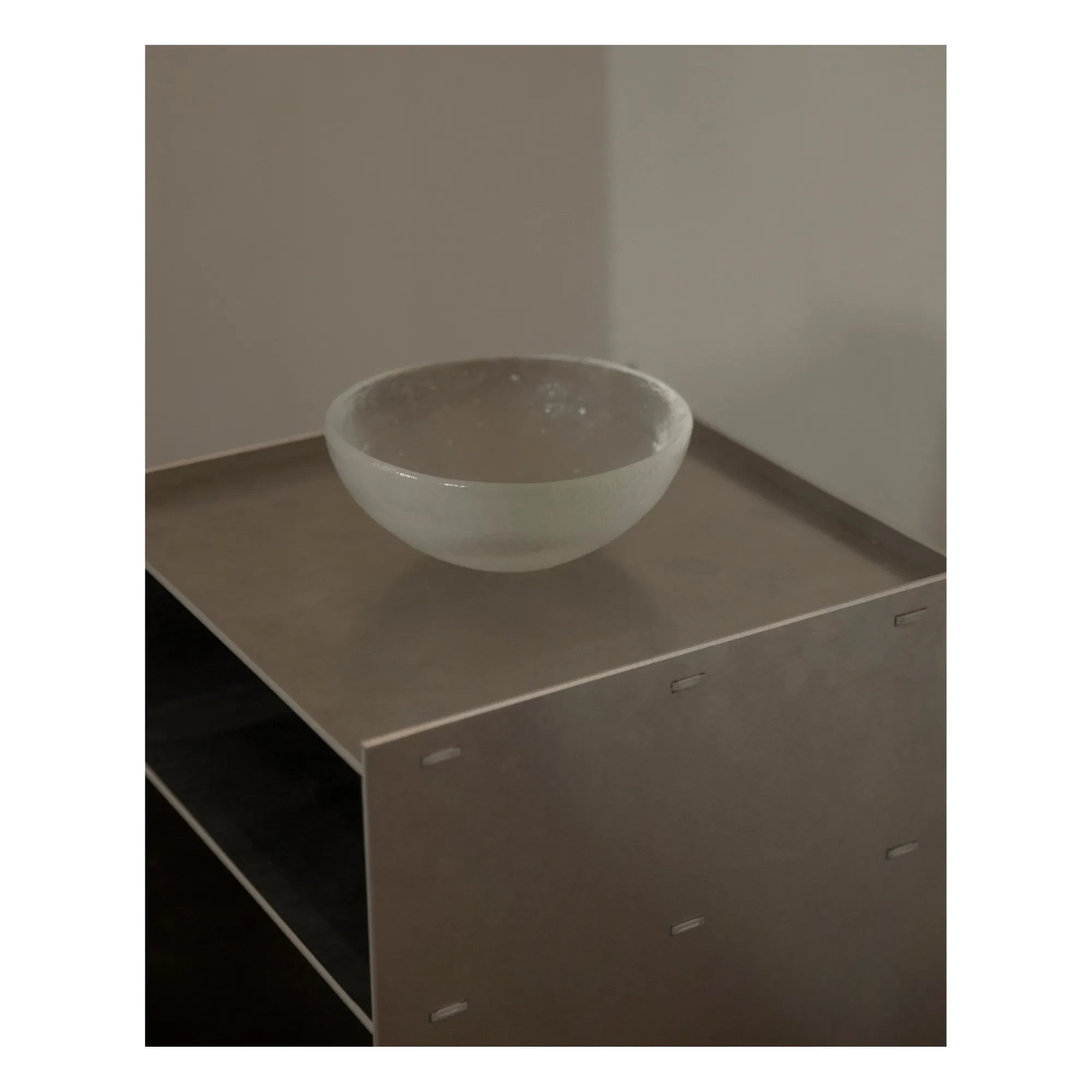 Frama - Rivet Box Aluminium Beistelltisch