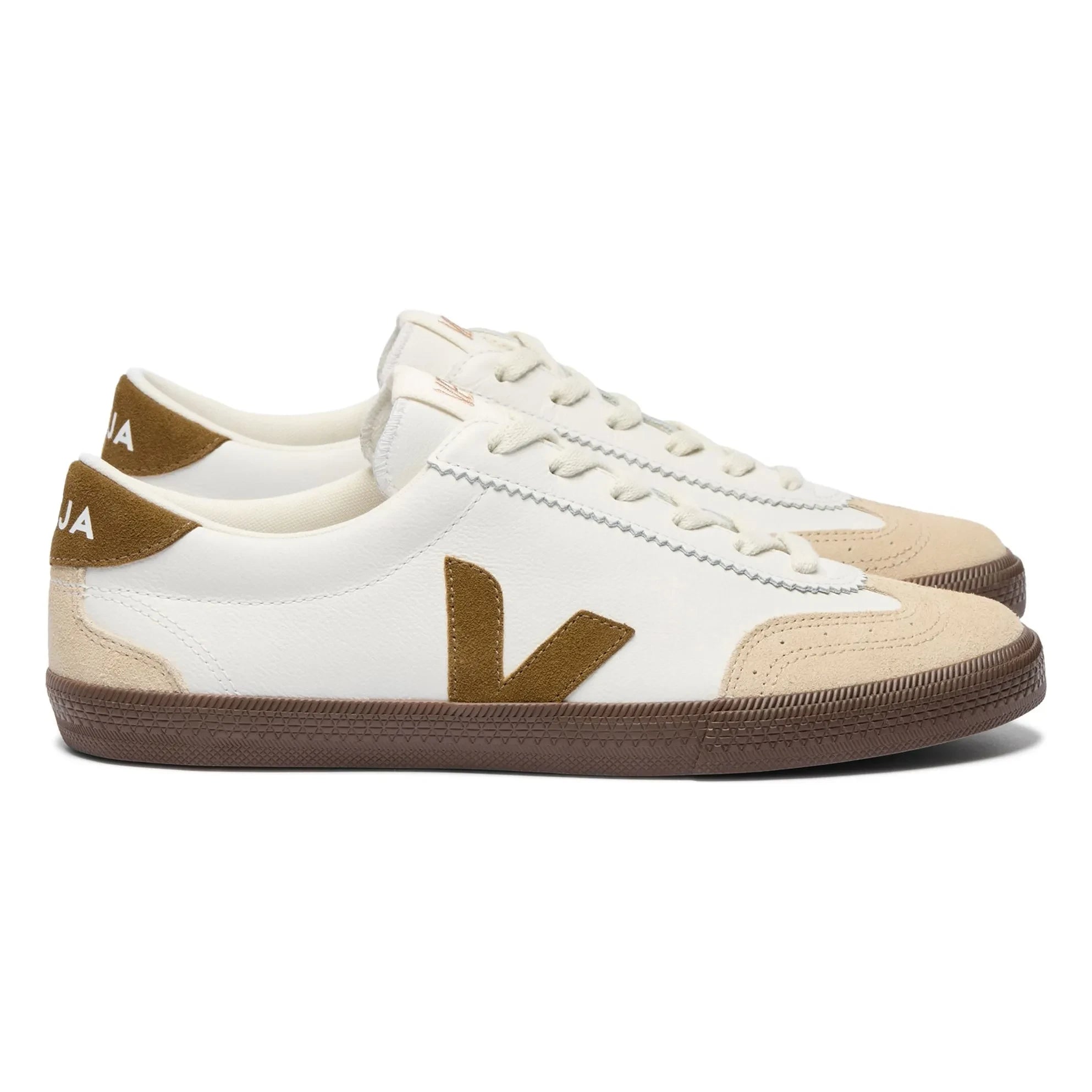 Veja - O.T. Leder Volleyball Sneaker | Braun