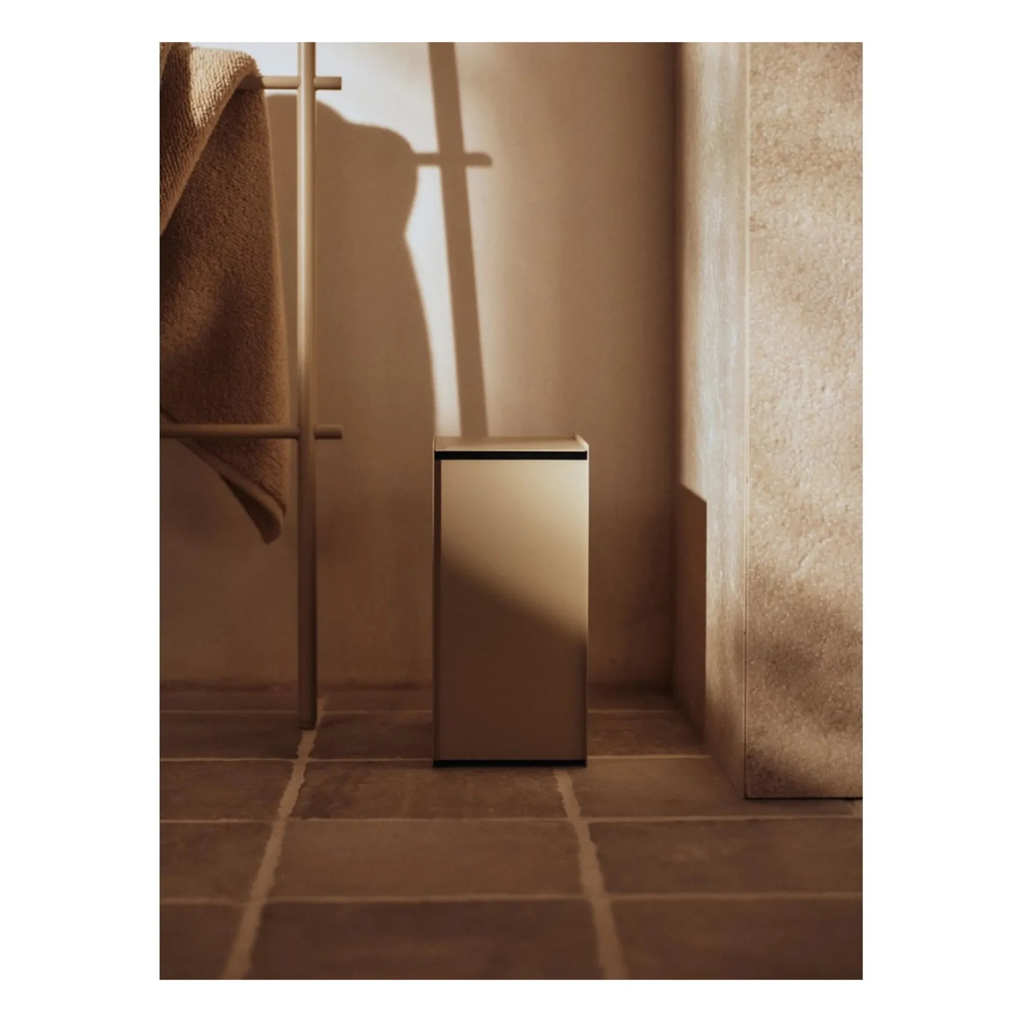Ferm Living - Dora Handtuchhalter | Gebrochenes Weiß