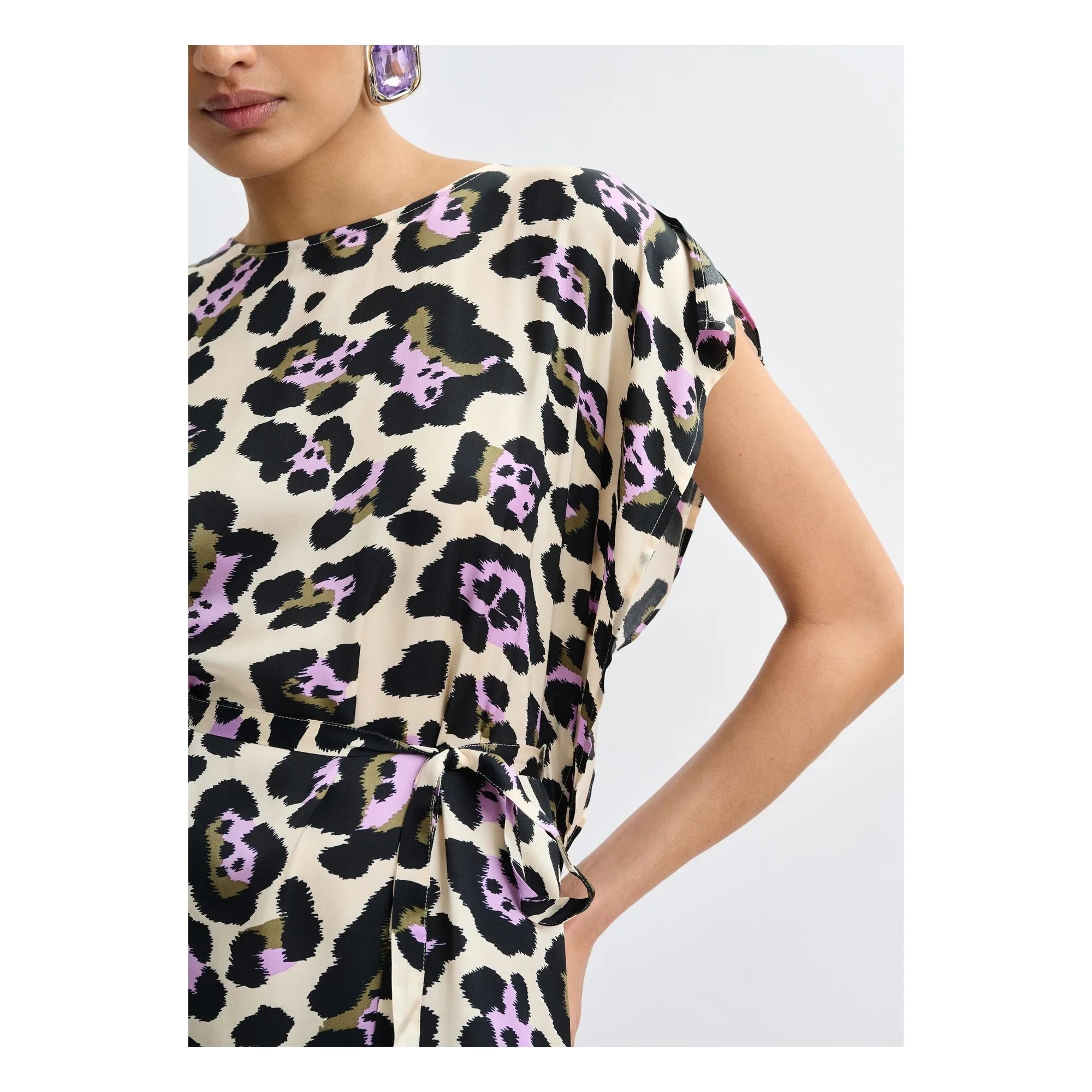 Essentiel Antwerp - Asymmetrisches Kleid Jaliyah | Creme